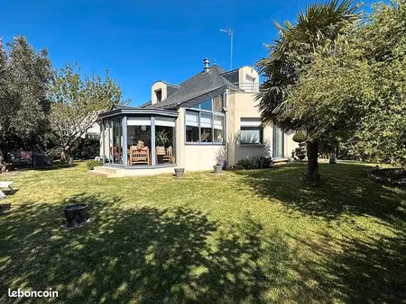 propriété 6 pièces 158 m²