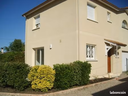 maison de ville t3 en duplex 63 m2