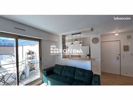 appartement meublé 2 pièces 49.27m² à louer 1790 - paris 75016