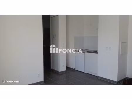 appartement 26.85m² à louer 555 - arpajon 91290