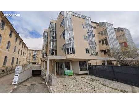 2 places de parking louées – centre carcassonne