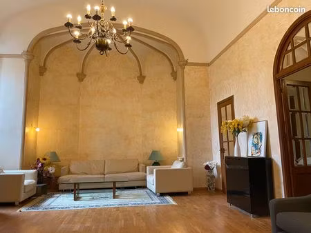 magnifique appartement d'archevêque en centre ville à 15minutes de la mer - t4 de 120 m2 à