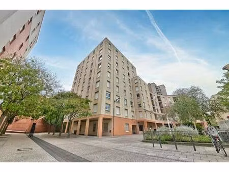 studio n°801 - 69008