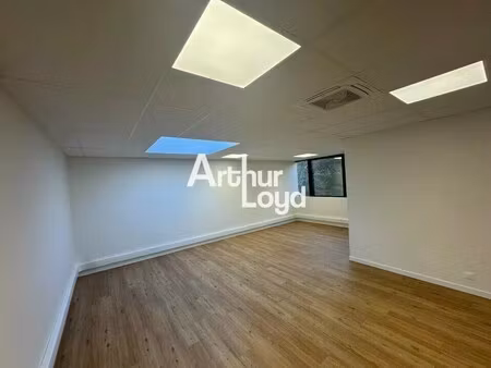 location bureaux 291 m²