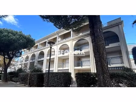 le lavandou – résidence avec piscine - t4