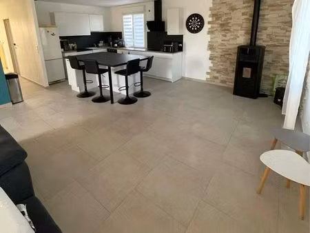 pavillon rénové 85m² - 3 ch - sous-sol complet - châtres