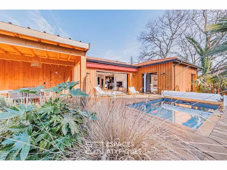 la charmante oasis avec piscine au centre de la teste-de-buch