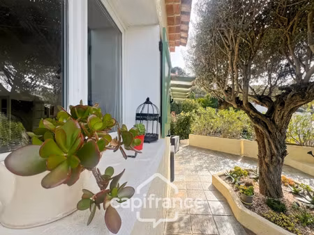 maison à vendre le lavandou 6 pièce(s) 150m2 720 000€