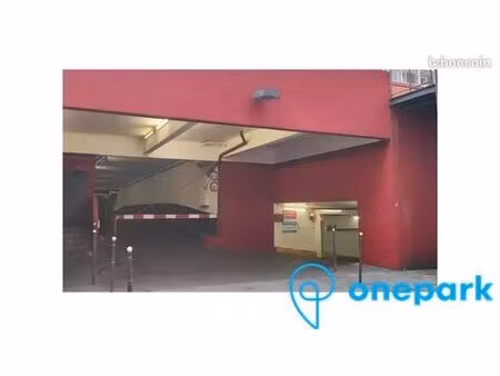 parking/box 12 m² paris 13