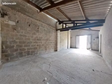 garage 40 m2 sur terrain clos de 150m2