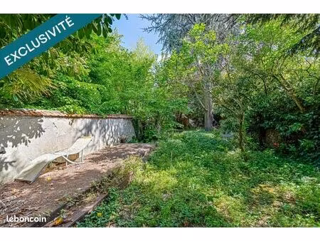 propriété 5 pièces 140 m²