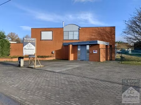 commercieel te koop in beringen