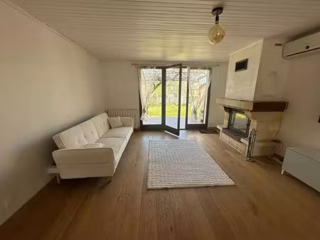 location maison 5 pièces 142 m² à cénac (33360)