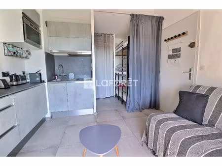 la londe-les-maures - studio avec terrasse et parking - secteur recherché