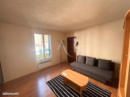 studio 1 pièce 25 m²