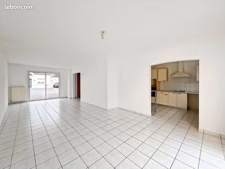 maison 6 pièces 140m²