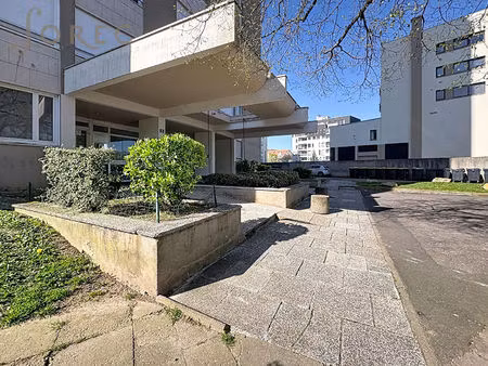 appartement metz 2 pièces/cave/parking