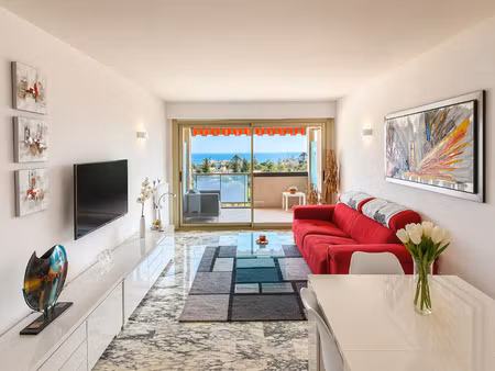 rare 3/4 pièces traversant avec double terrasse, vue mer,