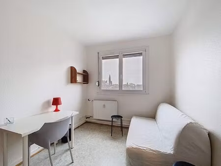 chambre de bonnes - strasbourg place des halles