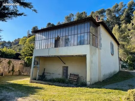 terrain constructible 730 m²