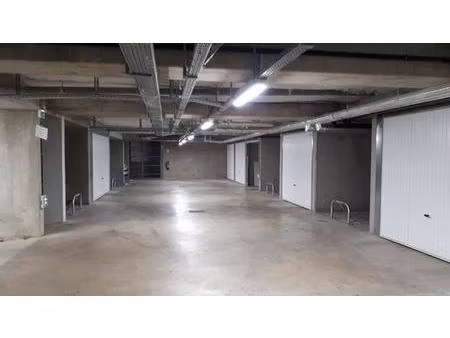 garage en sous-sol lyon 9eme