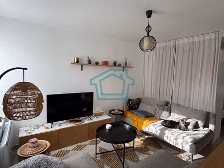 appartement 2 chambres - thoiry proche 78770