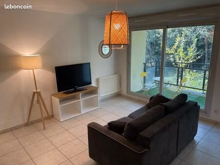 location t1 bis francheville tassin alai