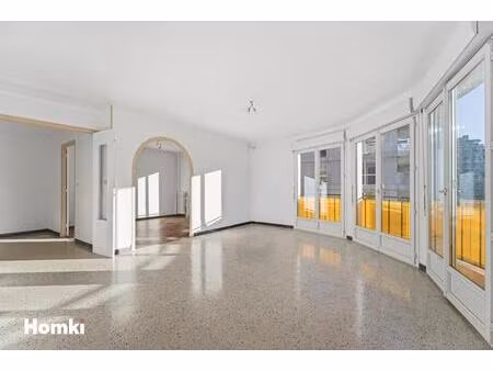 appartement t4 de 106 m2 à saint-laurent-du-var 06700