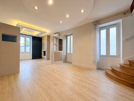 maison 6 pièces, 93 m2