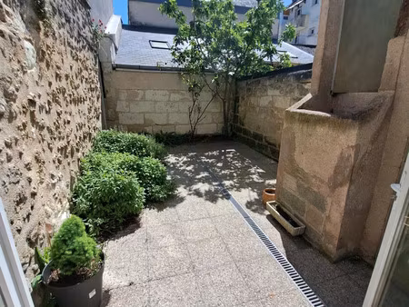 maison meublee avec cour - rue lamartine