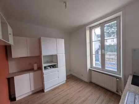 location appartement 4 pièces à quimperlé (29300) : à louer 4 pièces / 73m² quimperlé
