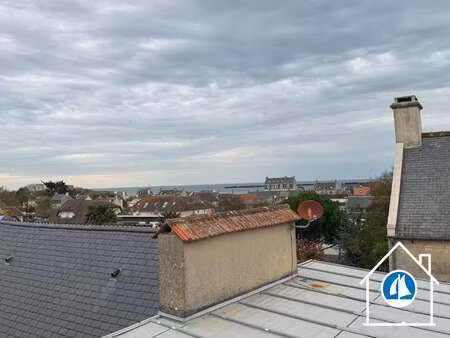vente maison bord de mer à arromanches-les-bains (14117) : à vendre bord de mer / 124m² ar