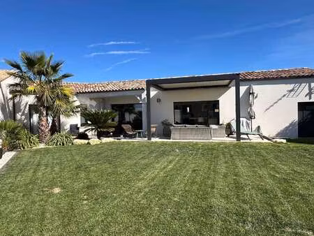 vente maison viager à saint-xandre (17138) : à vendre viager / 134m² saint-xandre