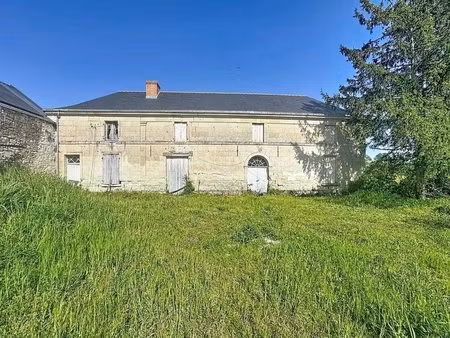 maison de 6 pièces de 300 m² à saint-macaire-du-bois
