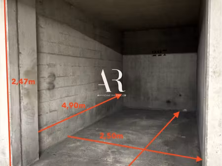 place de parking sécurisée paris 11e proche nation