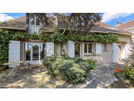 belle maison familiale à brunoy