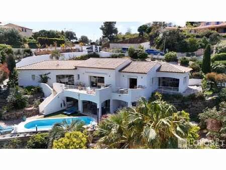 maison frejus 5 pièce(s) 170 m2