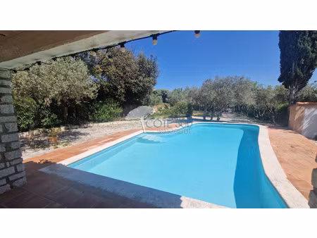 maison 5 pièces 3/4 chambres avec piscine, garage à 1 kilomè