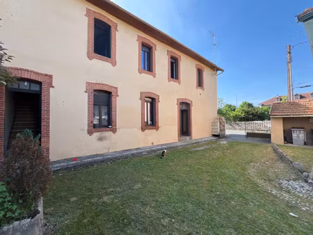 immeuble de rapport a vendre semeac en monopropriete