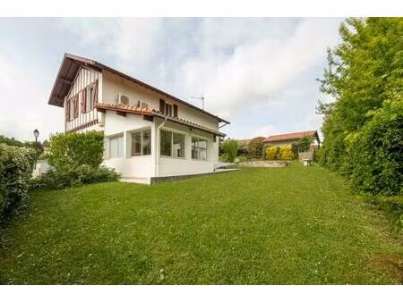 maison de caractère 160m² avec t2 indépendant – mouguerre centre