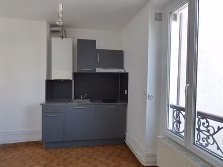 studio 28 m² - argenteuil