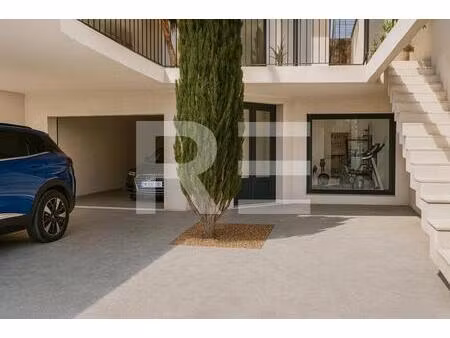 nîmes centre – propriété contemporaine d’exception