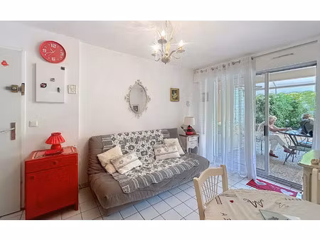 location appartement, 27 m² t-2 à la seyne-sur-mer, 760 €