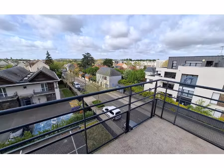 location appartement, m² t-2 à compiègne, 950 €