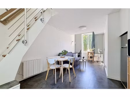 location appartement, 33 m² t-2 à oullins, 787 €