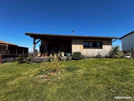 villa 3 pièces 80 m²