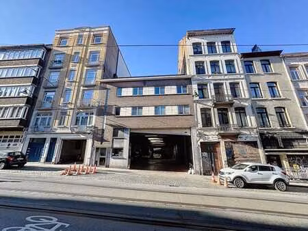 opportunité unique à saint-gilles avec potentiel élevé