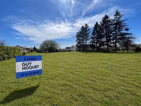 vente terrain à ducey-les-chéris (50220) : à vendre / 703m² ducey-les-chéris