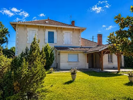 villa de maître en vente 8 pièces sur 12158 m² à salles