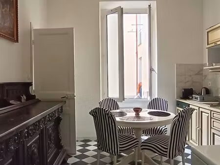 superbe 2 pièces au cantre ville